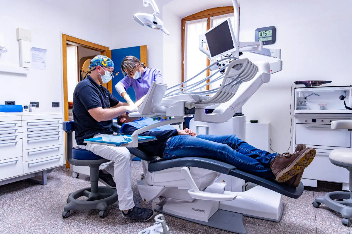 Interno dello studio dentistico Di Salvo a Trento